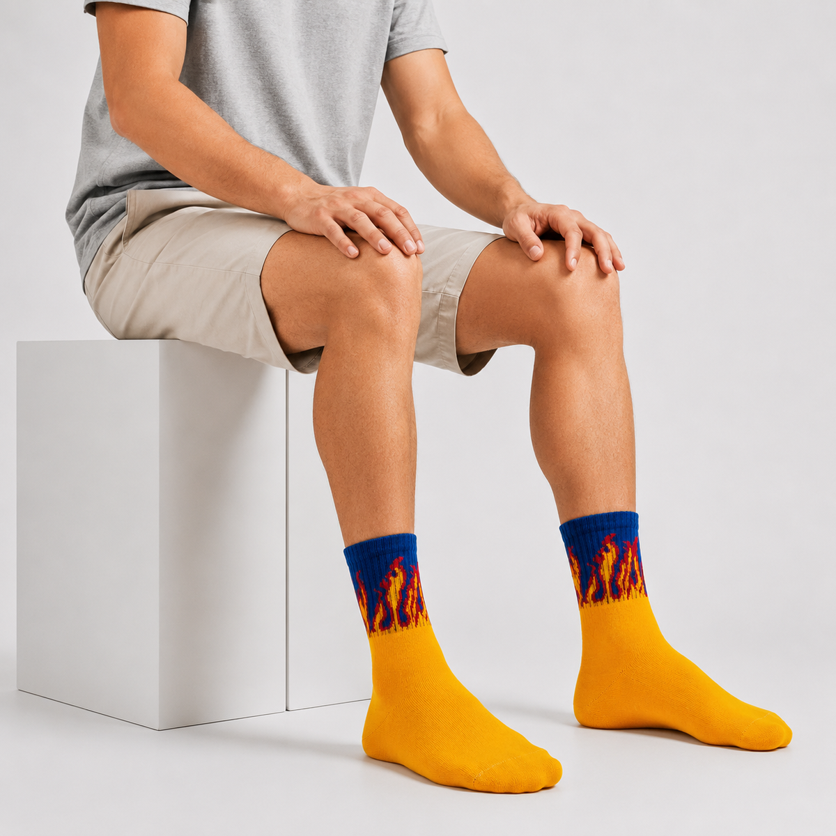 CEVAX Unisex Printed Mid-Calf/Crew